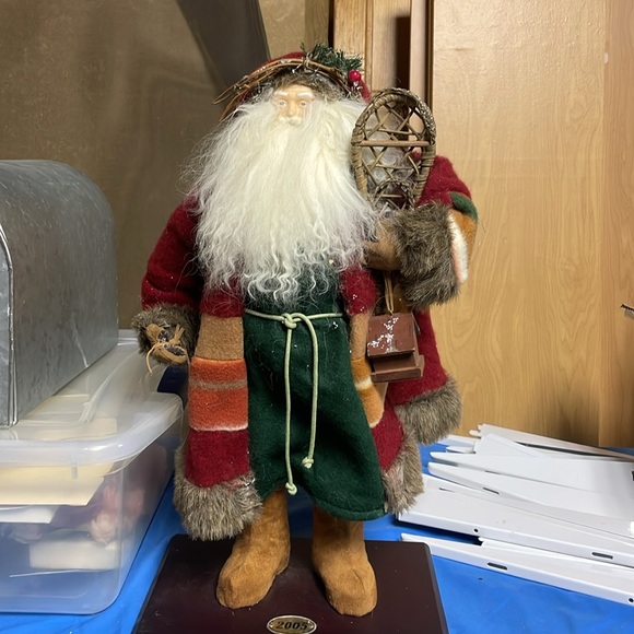 Santa Decor - Picture 2 of 6